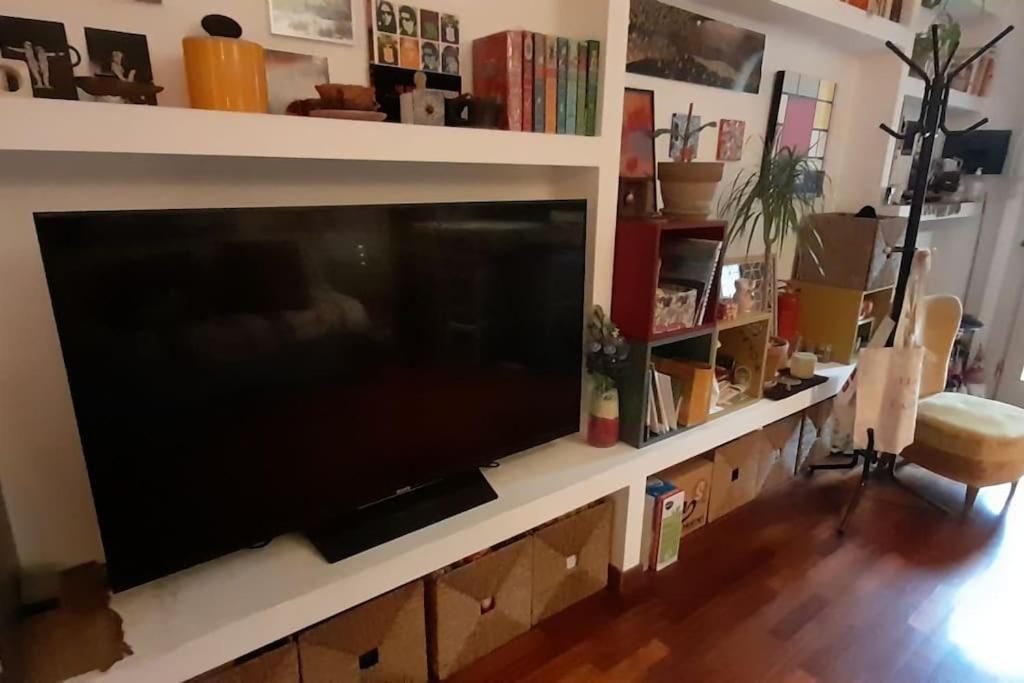 Appartamento Bilocale - Milano Zona Isola Buitenkant foto