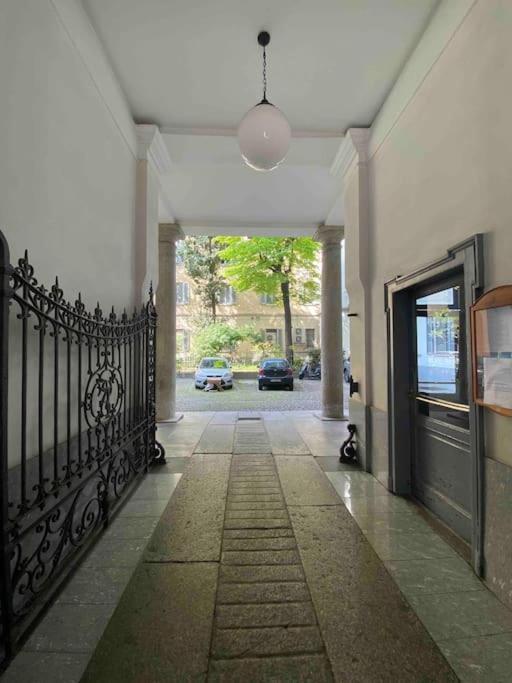 Appartamento Bilocale - Milano Zona Isola Buitenkant foto